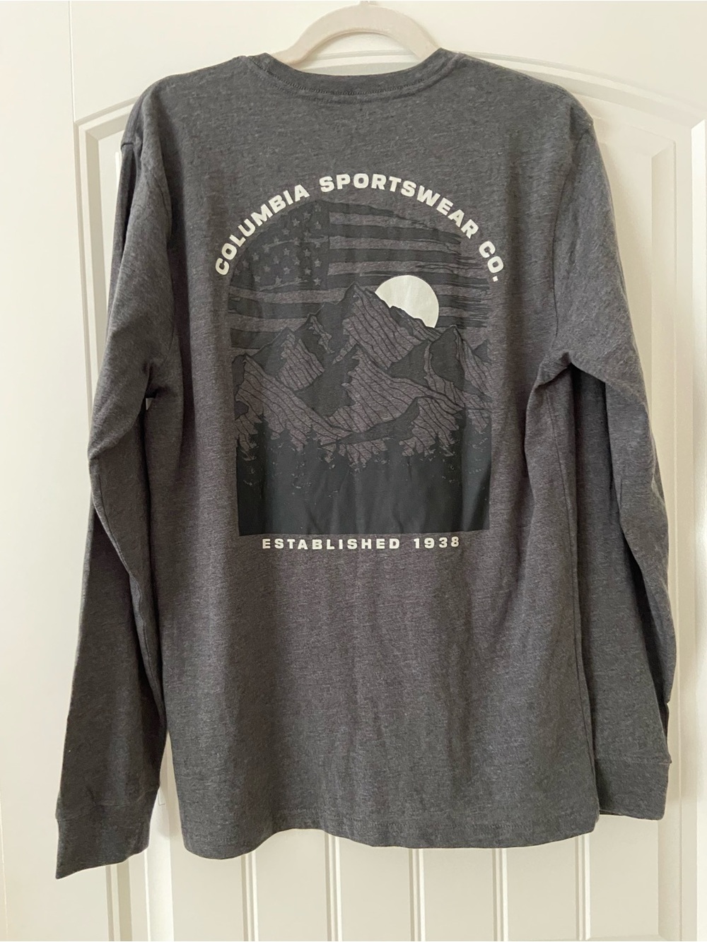 NWT Columbia Long Sleeve Shirt Dark Heather Grey - Men’s Small - Mountain Design - Picture 3 of 9